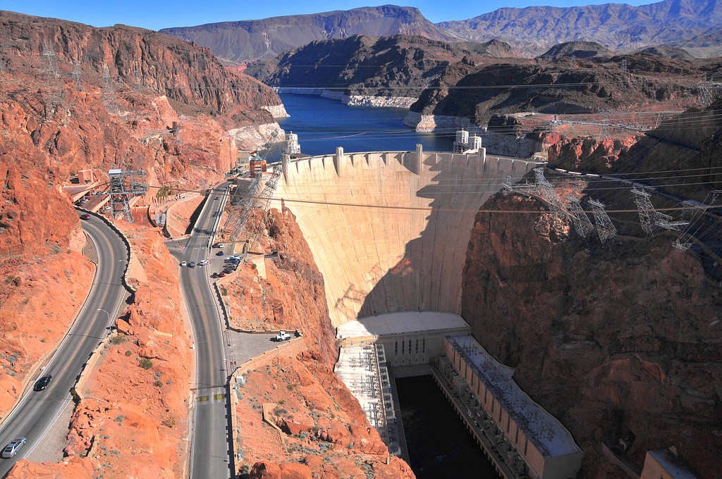 From Las Vegas to Hoover Dam by Rideshare
