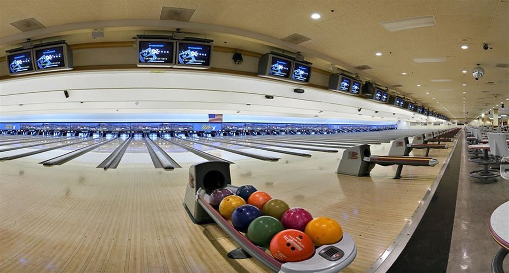 1.  Gold Coast Bowling Center