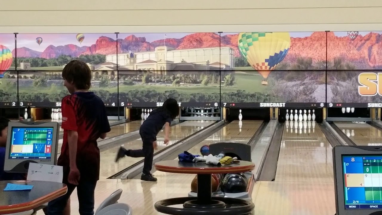 Suncoast Bowling Center