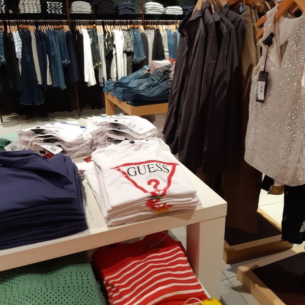 Guess Factory Outlet