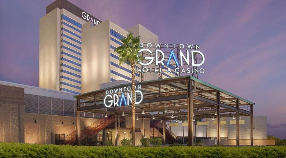 Downtown Grand Casino Bar