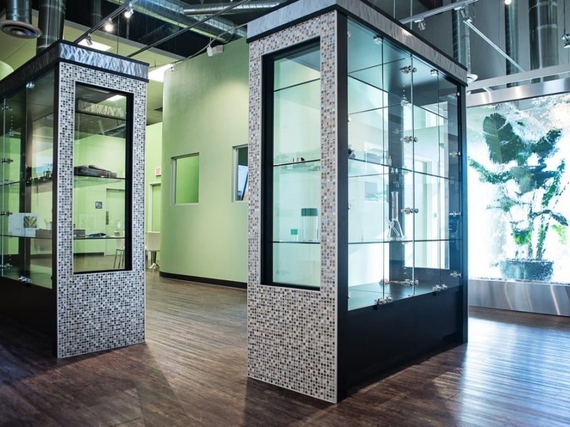 Oasis Cannabis (1800 Industrial Rd #180)