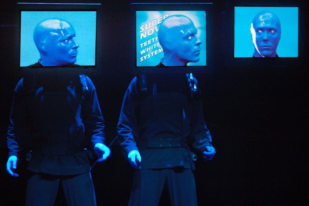 blue man