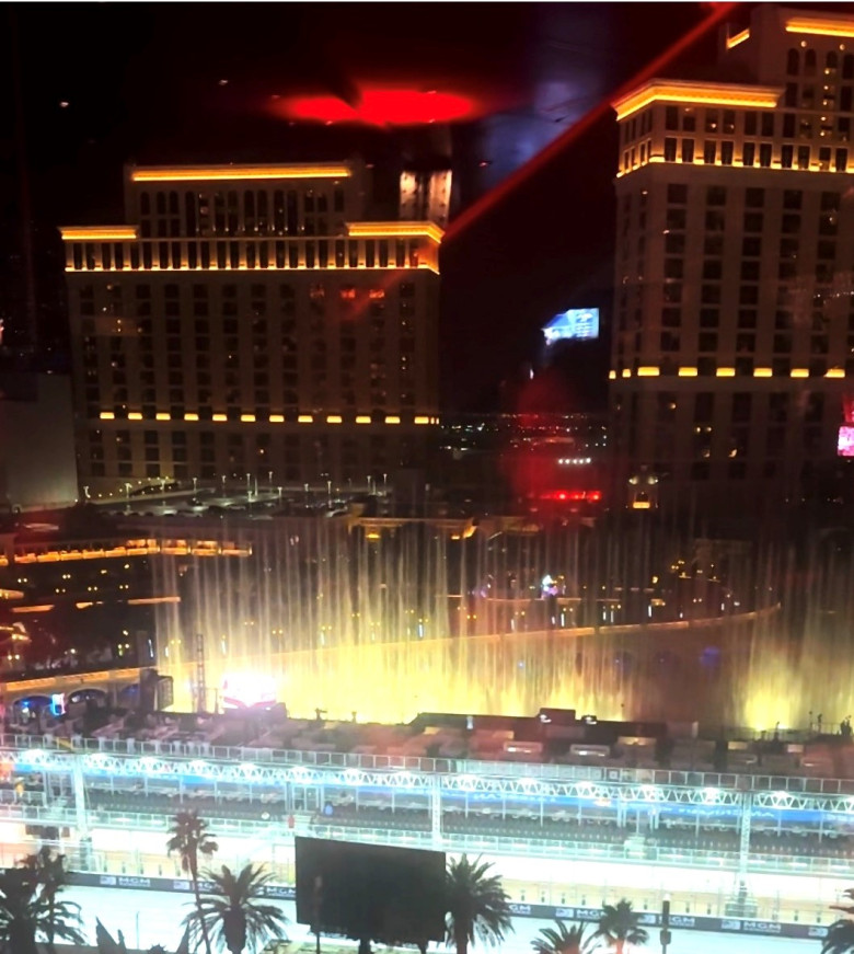 Track #1: “Above The Race” @Eiffel Tower Restaurant