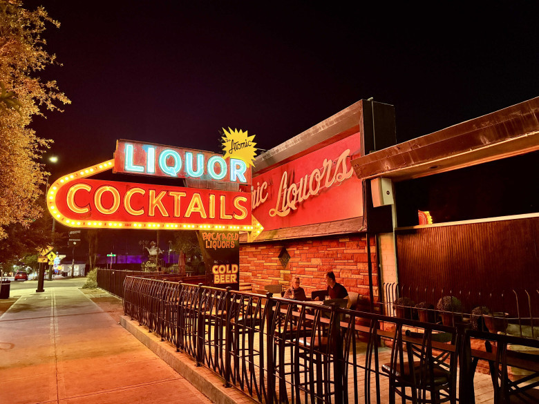 Atomic Liquors — Old Vegas, New Energy