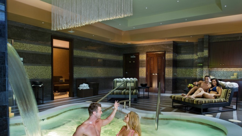 Where to Get a Couples Massage in Vegas