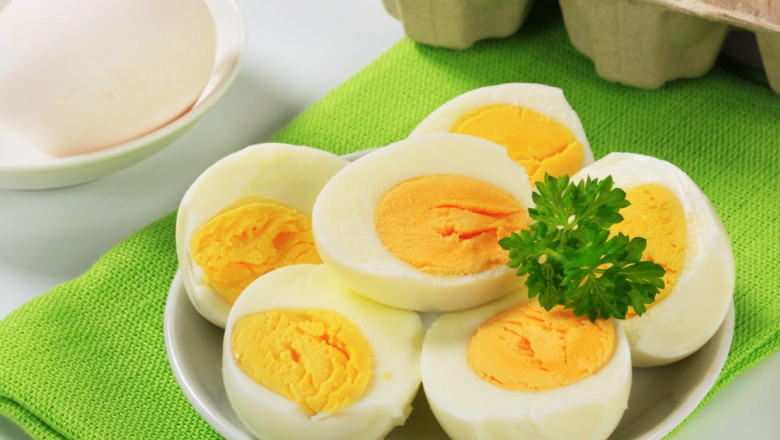 Healthy Snacks to Keep In Your Hotel Room