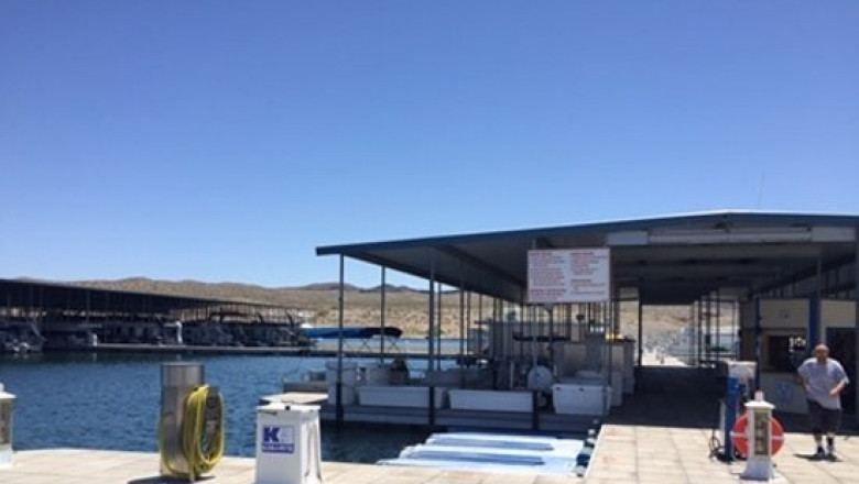 Where to Grab Lunch Near Lake Mead