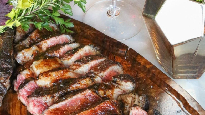 You Can Now Eat a $1000 Steak  on The Strip