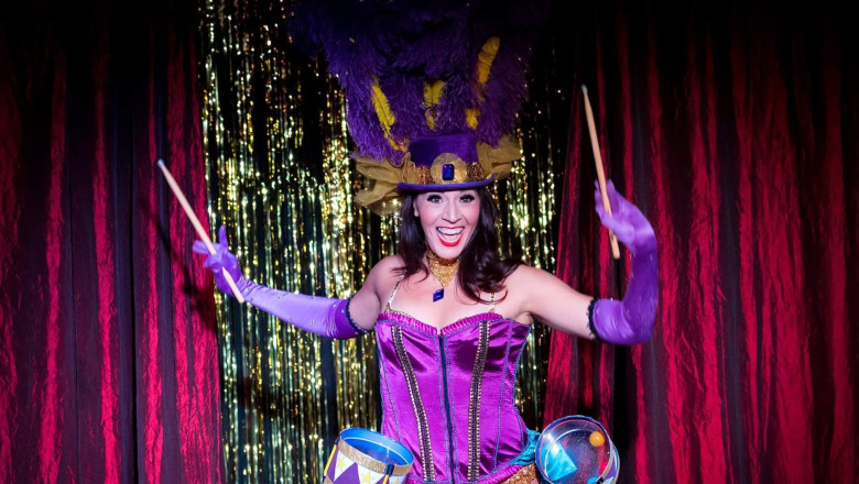 Behind the Glamor: Interview With a Las Vegas Burlesque Dancer