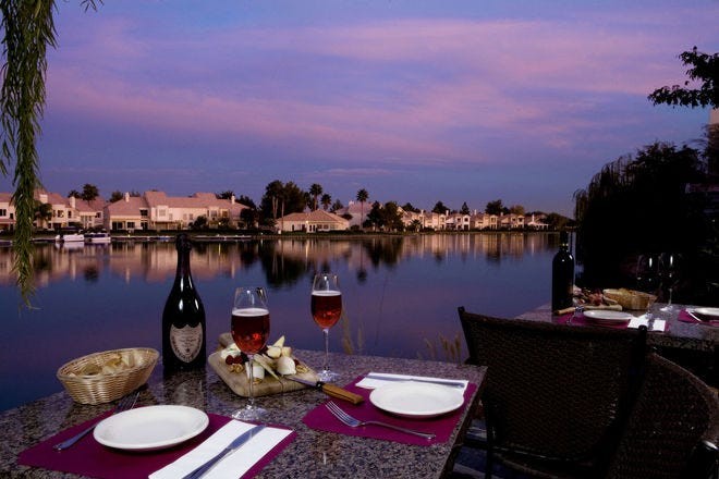 Las Vegas Honeymoon Guide 2021