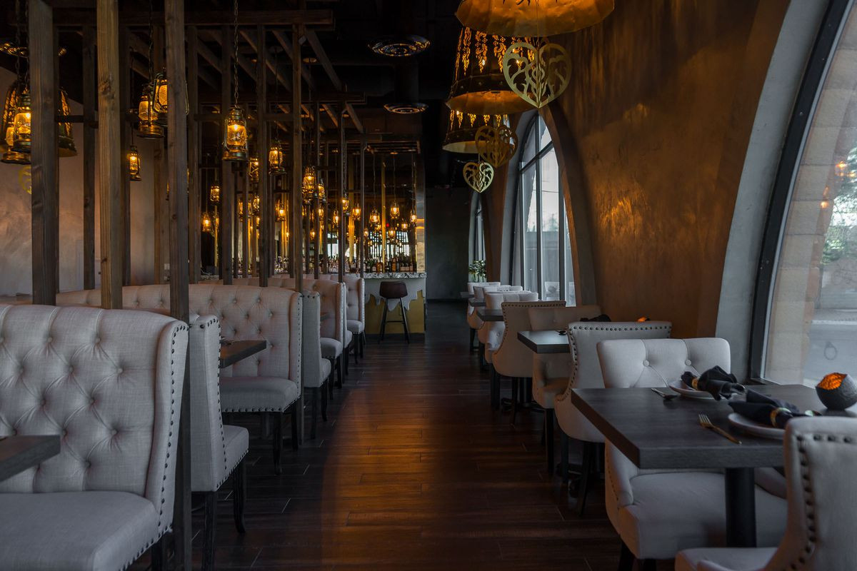 Let's Grab Lunch in Las Vegas