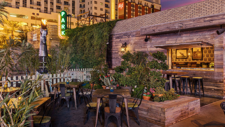 5 Trendy Restaurants on Fremont Street