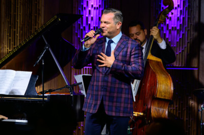 Jazz, Wine & Thanksgiving Vibes: Vic’s Las Vegas Turns Up the Heat This November