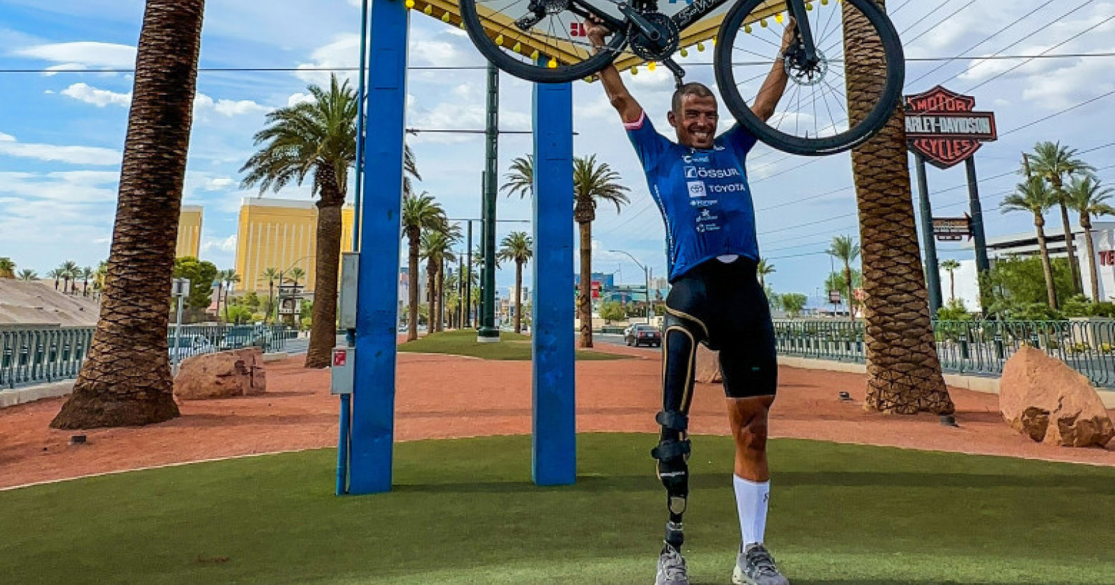Paralympic Cyclist Mohamed Lahna Reaches Las Vegas in Record Time
